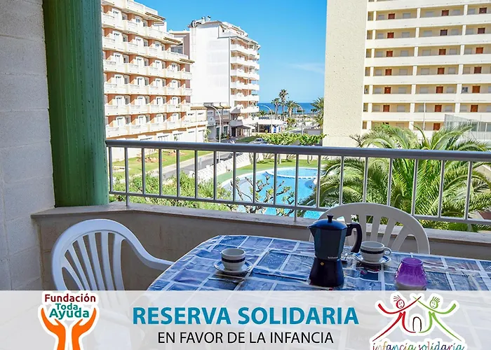 Apartamentos Azahar 3000